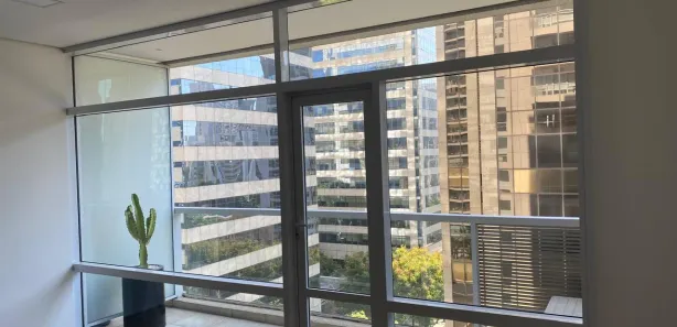 Conjunto Comercial / Sala para alugar, 54m² no Cidade Monções, São Paulo