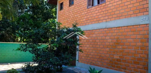 Sobrado com 4 Quartos à venda, 214m² no Continental, Itapoá