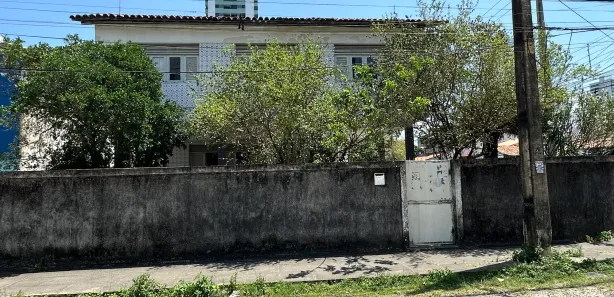 Casa com 4 Quartos à venda, 240m² no Candeias, Jaboatão dos Guararapes