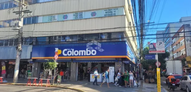 Conjunto Comercial / Sala à venda, 66m² no Centro, Canoas