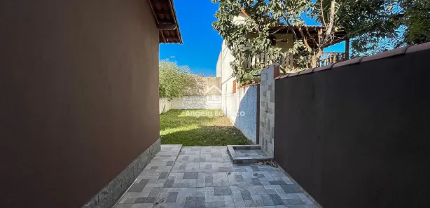 Casa com 2 Quartos para alugar, 90m² no Praia de Itaipuaçu (Itaipuaçu), Maricá