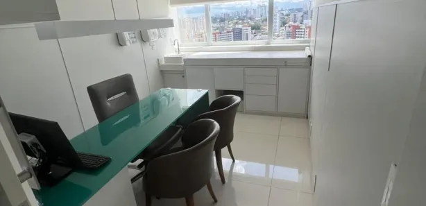 Conjunto Comercial / Sala para alugar, 267m² no Nossa Senhora das Graças, Manaus