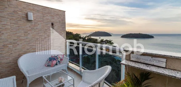 Cobertura com 3 Quartos para venda ou aluguel, 144m² no , Mangaratiba