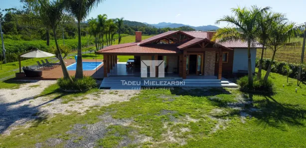 Fazenda / Sítio / Chácara com 3 Quartos à venda, 22650m² no São João Batista, São João Batista