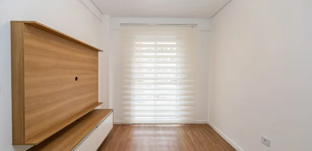 Apartamento com 2 Quartos para alugar, 45m² no Centro, Curitiba