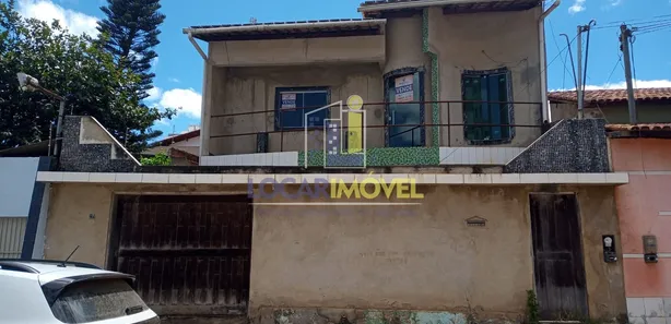 Sobrado com 3 Quartos à venda, 200m² no Candeias, Vitória da Conquista