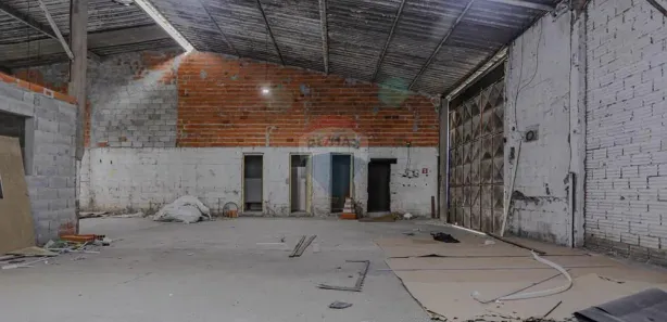 Casa Comercial para alugar, 350m² no Vila Maluf, Suzano