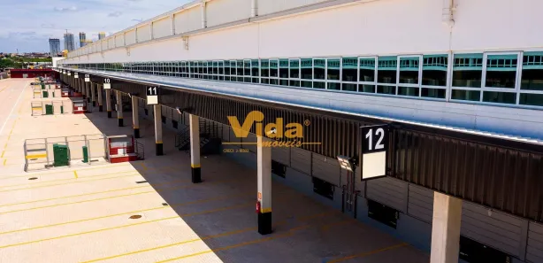 Galpão / Depósito / Armazém para alugar, 2202m² no Quitaúna, Osasco