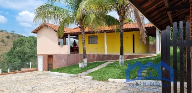 Fazenda / Sítio / Chácara com 3 Quartos à venda, 1000m² no , Mairinque
