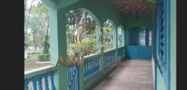 Fazenda / Sítio / Chácara com 4 Quartos para venda ou aluguel, 208m² no Chácaras Rurais Guararema, Jacareí