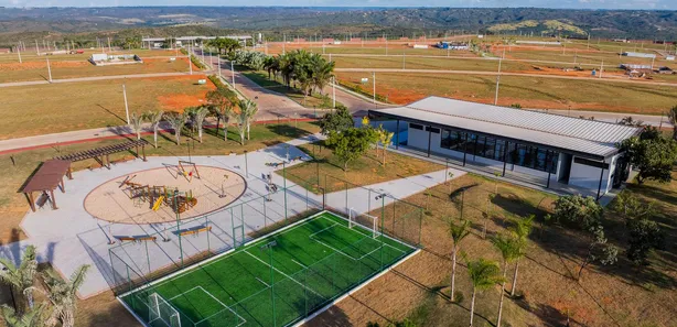 Terreno / Lote / Condomínio à venda, 681m² no Paranoá, Brasília