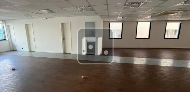 Conjunto Comercial / Sala para alugar, 356m² no Vila Olímpia, São Paulo
