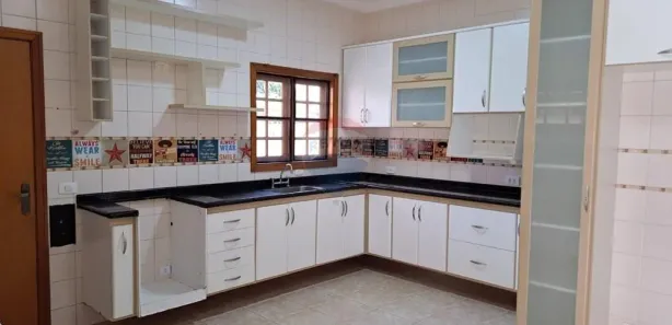 Fazenda / Sítio / Chácara com 3 Quartos para alugar, 325m² no Recanto Jatobá, Americana