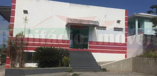 Galpão / Depósito / Armazém à venda, 390m² no Porto da Roça I, Saquarema