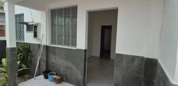 Casa com 1 Quarto para alugar, 35m² no Centro, Nilópolis