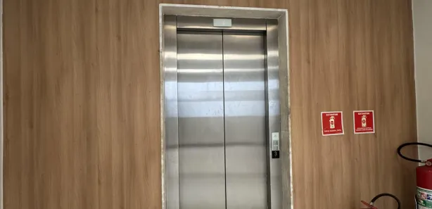 Prédio Inteiro para venda ou aluguel, 1384m² no Comércio, Salvador