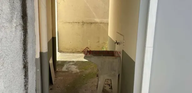 Casa com 2 Quartos para alugar, 55m² no Vila Pasti, Louveira