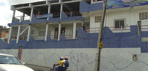 Prédio Inteiro com 20 Quartos à venda, 890m² no Canabrava, Salvador