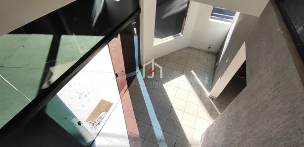 Galpão / Depósito / Armazém para alugar, 300m² no Jardim Rosely, Pindamonhangaba