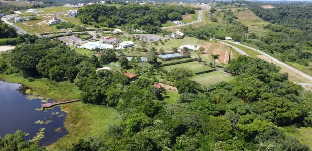 Terreno / Lote / Condomínio à venda, 731m² no , Simões Filho