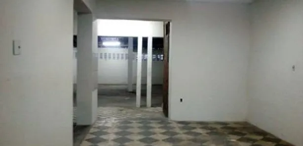 Prédio Inteiro para alugar, 960m² no Montese, Fortaleza