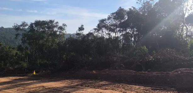 Fazenda / Sítio / Chácara com 3 Quartos à venda, 1000m² no Saboó, São Roque