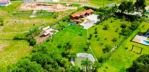 Casa de Condomínio com 2 Quartos à venda, 200m² no Loteamento Bosque Merhy, Quatro Barras