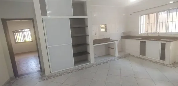 Casa com 3 Quartos para alugar, 140m² no Parque São Jorge, Campinas