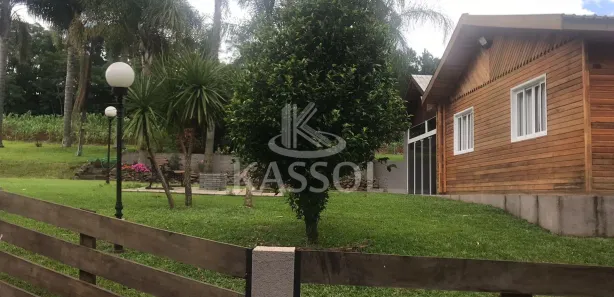 Fazenda / Sítio / Chácara com 2 Quartos à venda, 360m² no Centro, Cascavel