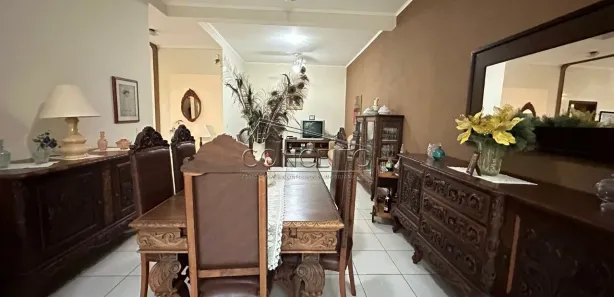 Sobrado com 4 Quartos à venda, 282m² no Centro, Águas de São Pedro