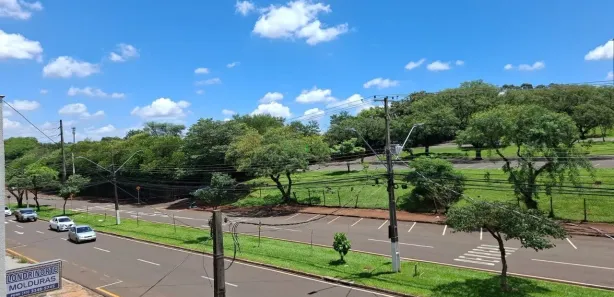 Prédio Inteiro à venda, 650m² no Alpes, Londrina