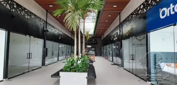 Loja / Salão / Ponto Comercial para alugar, 47m² no Parque Ipiranga, Resende