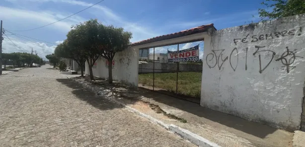 Terreno / Lote / Condomínio à venda, 840m² no Espaço Tropical, Barra dos Coqueiros