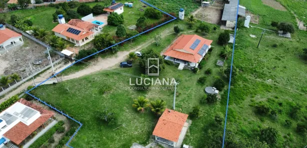 Fazenda / Sítio / Chácara com 3 Quartos à venda, 250m² no Cruzeiro, Gravatá