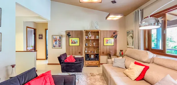 Casa de Condomínio com 4 Quartos à venda, 250m² no Posse, Teresópolis