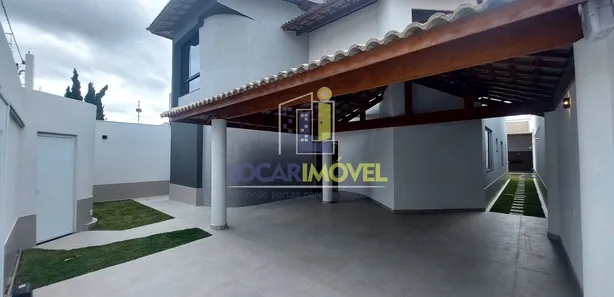 Sobrado com 5 Quartos à venda, 380m² no Candeias, Vitória da Conquista