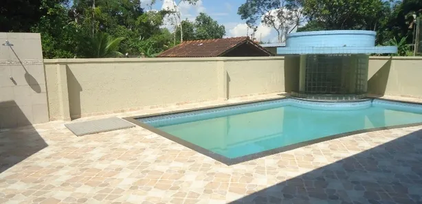 Casa com 5 Quartos para venda ou aluguel, 580m² no Ponta Negra, Manaus
