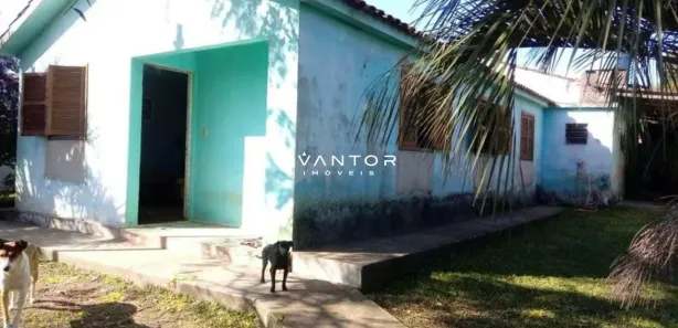 Fazenda / Sítio / Chácara com 4 Quartos à venda, 92m² no Arroio do Só, Santa Maria