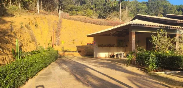 Fazenda / Sítio / Chácara com 4 Quartos à venda, 6000m² no Área Rural de Viçosa, Viçosa