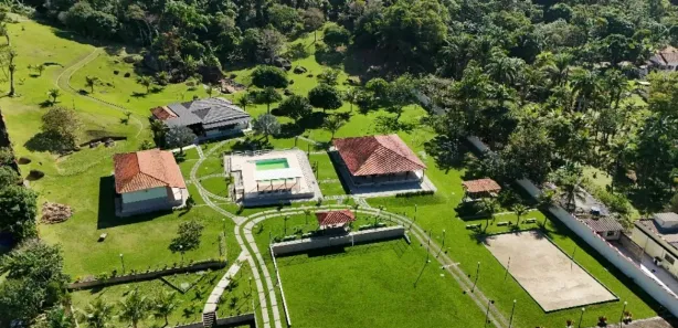 Fazenda / Sítio / Chácara com 5 Quartos à venda, 50000m² no Guaratiba, Rio de Janeiro