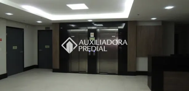 Conjunto Comercial / Sala à venda, 32m² no Centro, Canoas