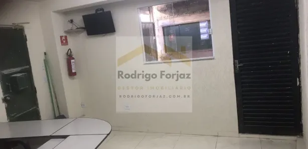 Galpão / Depósito / Armazém para alugar, 900m² no Jardim Califórnia, Barueri
