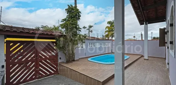 Casa com 3 Quartos à venda, 117m² no Parque Balneario Oasis, Peruíbe