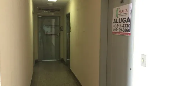 Conjunto Comercial / Sala à venda, 30m² no Centro, Juiz de Fora