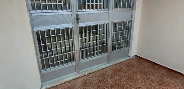Casa com 2 Quartos para alugar, 110m² no BNH, Mesquita