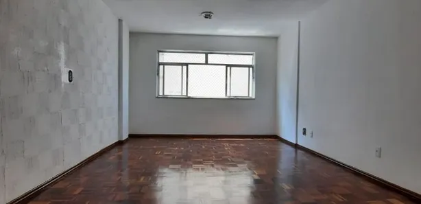 Kitnet com 1 Quarto à venda, 35m² no Centro, Juiz de Fora