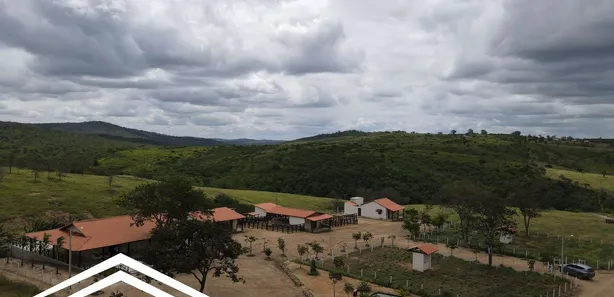 Fazenda / Sítio / Chácara à venda, 420000m² no Alpes Suiços, Gravatá