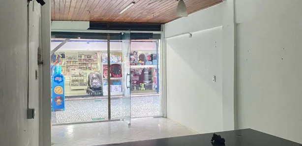 Loja / Salão / Ponto Comercial à venda, 60m² no Centro, Cabo Frio