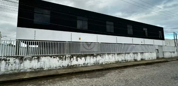 Sobrado com 3 Quartos à venda, 338m² no Aruana, Aracaju