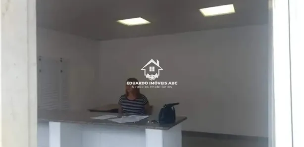 Galpão / Depósito / Armazém para alugar, 700m² no Vila Caraguata, Cubatão
